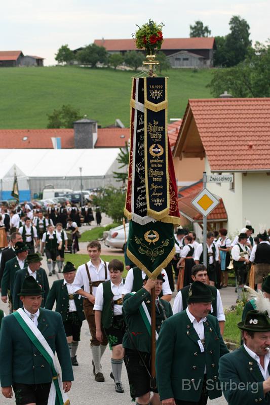 088 Kirchenzug.JPG